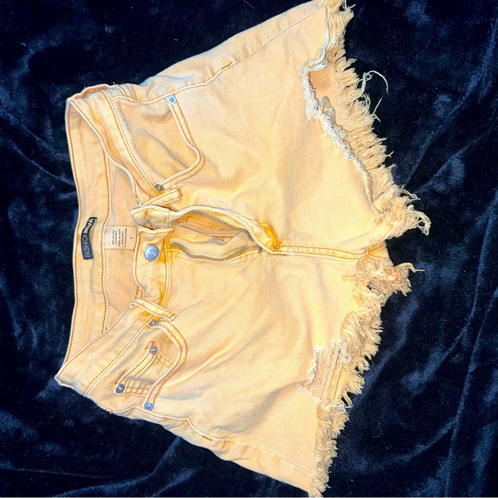 Fashion nova denim shorts